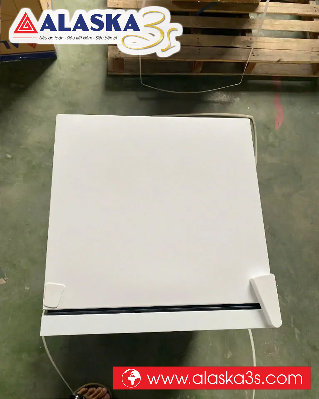 Tủ mát Alaska LC-70 trắng 70L