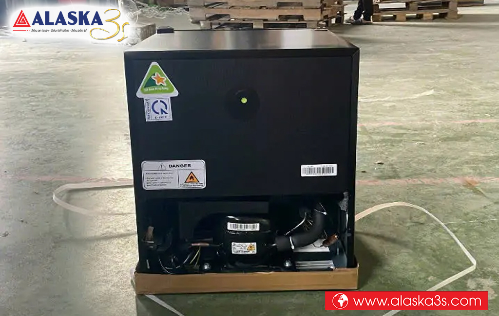 Tủ mát mini Alaska LC-50D ( mặt sau )